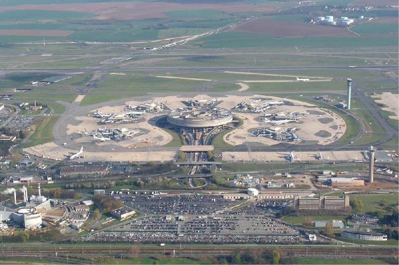 Aeroporto Charles de Gaulle em Paris passa por renovação
