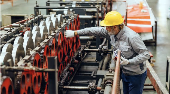 Intenção de investimento da indústria cai ao menor nível desde 2020